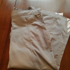 Nike size medium loose fitting capris